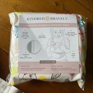 Kindred Bravely Organic Bamboo Nursing Pads